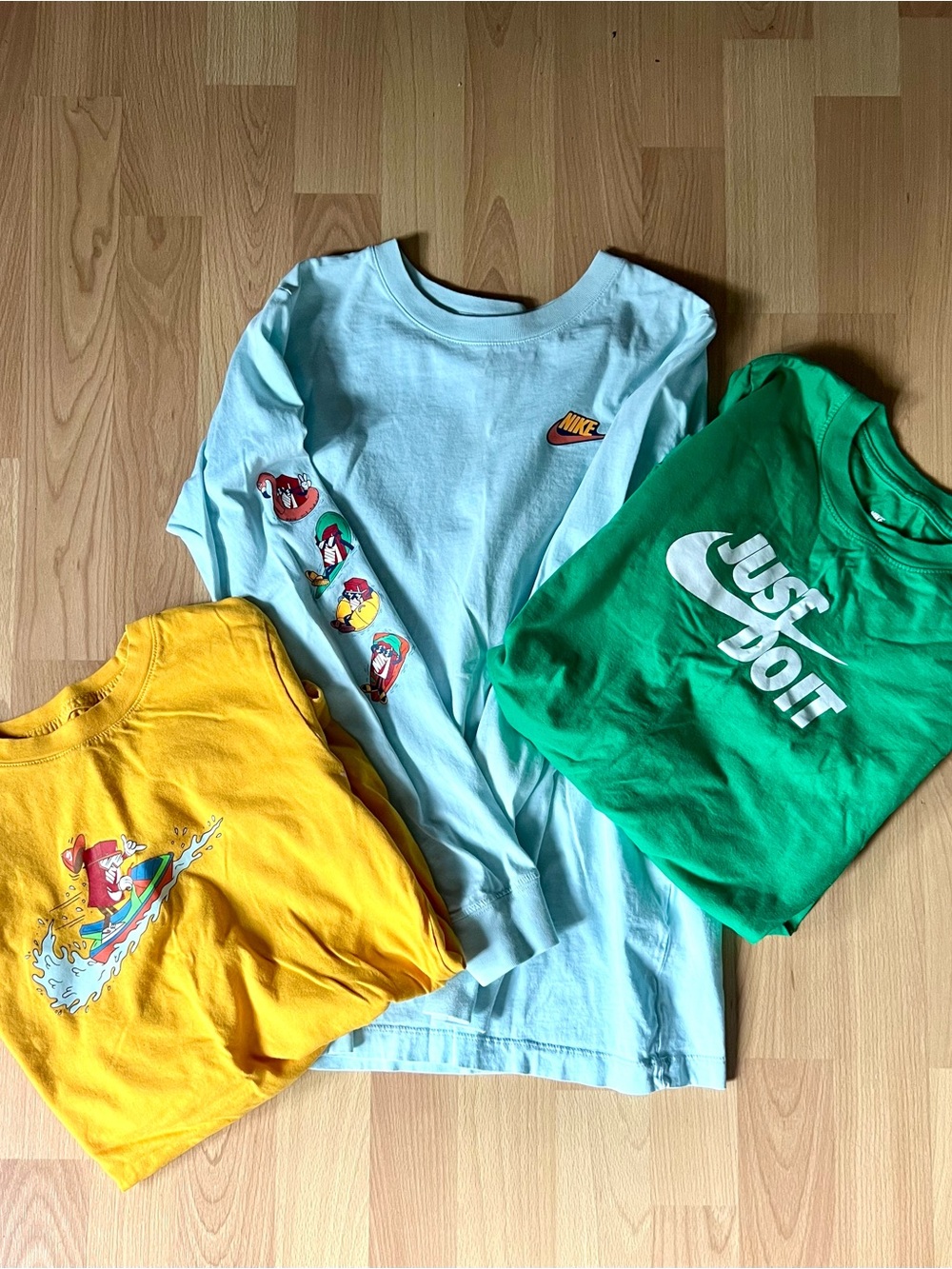 Nike Youth Large T-Shirt Bundle (3) | Great Condition